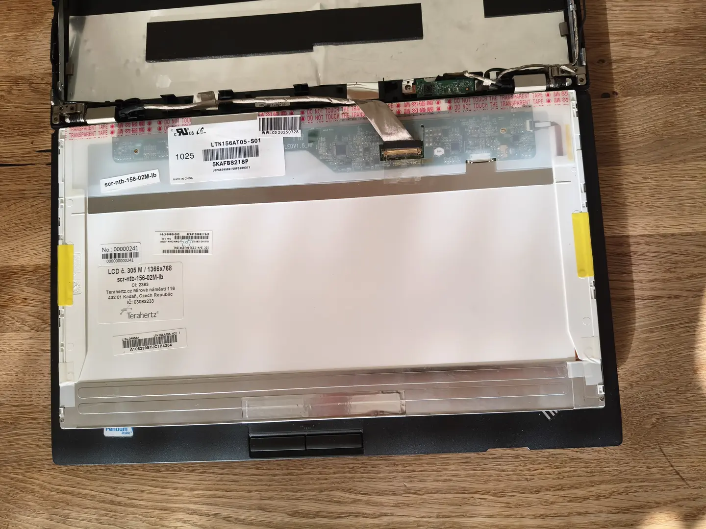 L530_Display_Rückseite.jpg